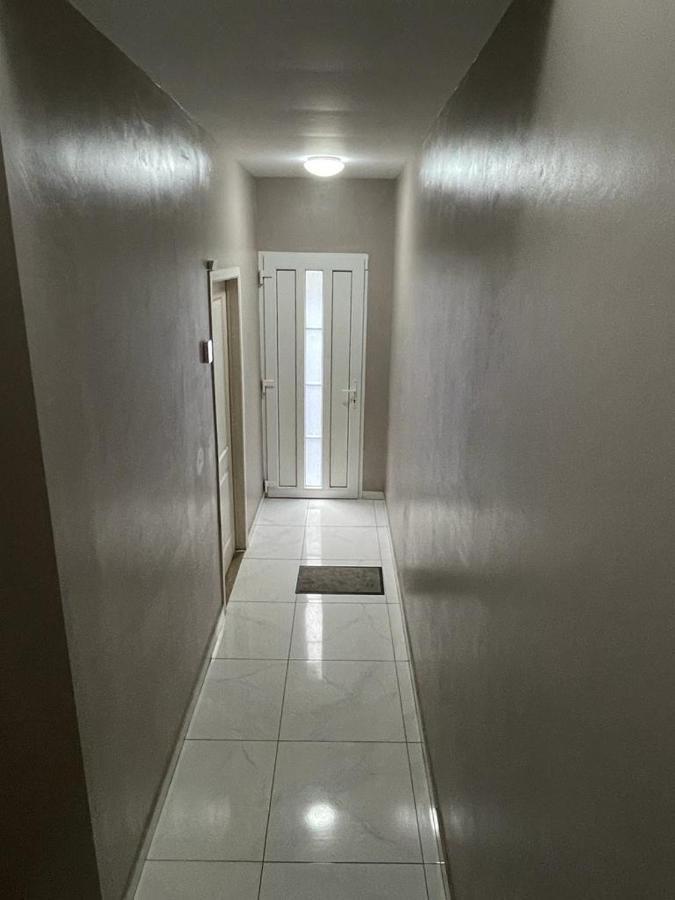 Right Choice Room Antwerpen Ngoại thất bức ảnh